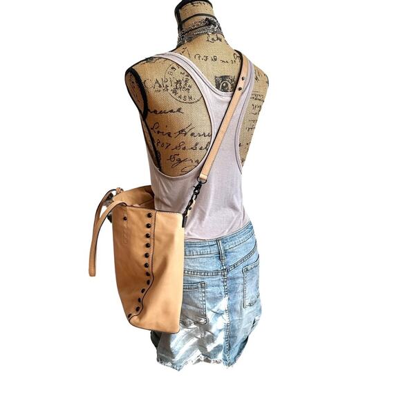LOEFFLER RANDALL Studded Tan Leather Tote Tassels and tonal - Picture 6 of 16